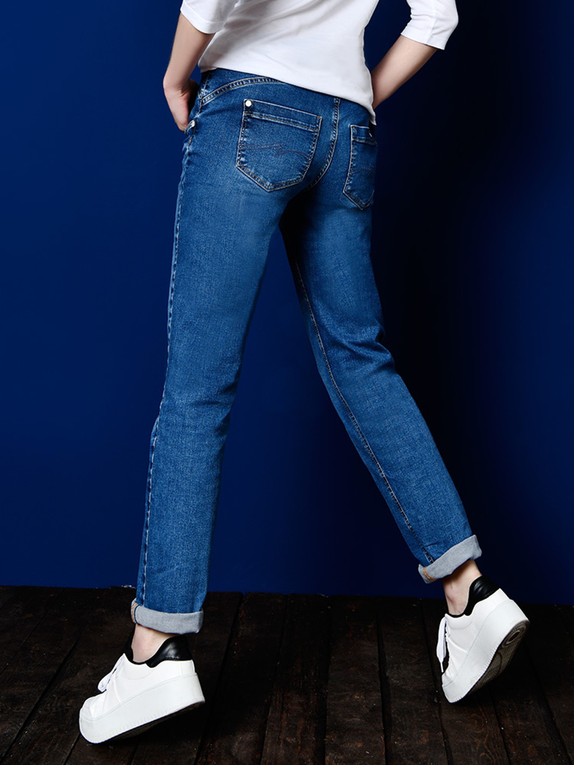 Mode Jeans Jeans taille basse Street One Jeans taille basse bleu-rouge style d\u00e9contract\u00e9 